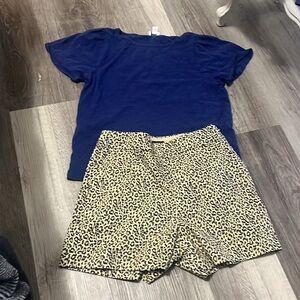 Woman’s size 4 J Crew leopard print shorts beige & blue w/pockets & matching top